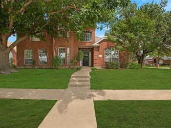 1414  Bonnie View Drive 