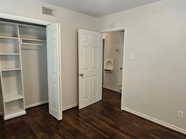 5170  Cardiff Street , Dallas Texas 75241