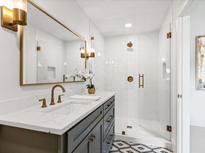 7  Royal Terrace Court , Dallas Texas 75225