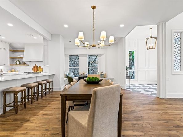 7  Royal Terrace Court , Dallas Texas 75225