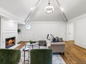 7  Royal Terrace Court , Dallas Texas 75225