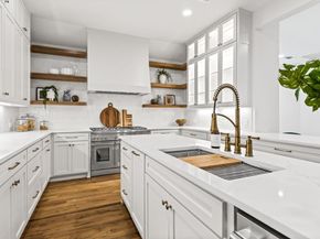 7  Royal Terrace Court , Dallas Texas 75225