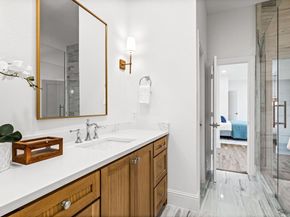 7  Royal Terrace Court , Dallas Texas 75225