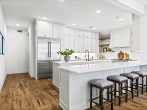 7  Royal Terrace Court , Dallas Texas 75225