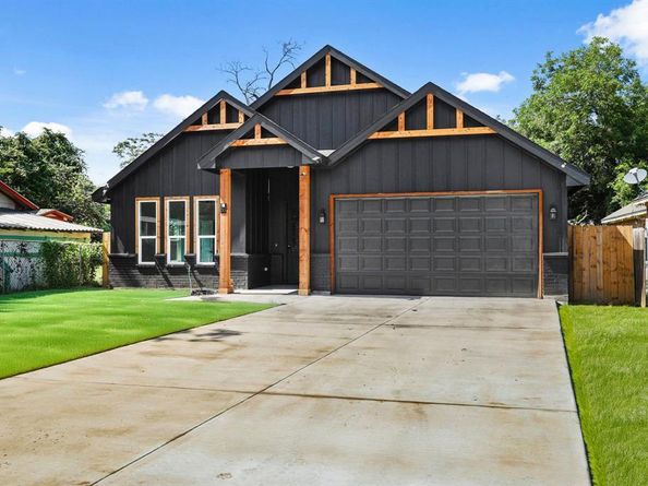 3813  Galvez Avenue , Fort Worth Texas 76111