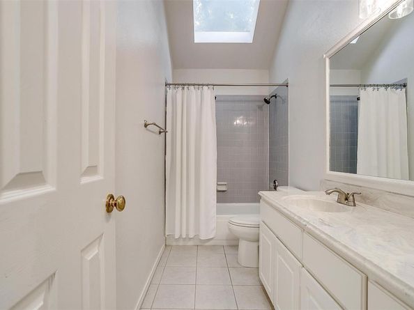 401  Inland Circle , Azle Texas 76020