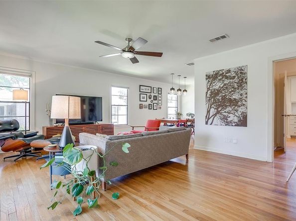 2925  5th Avenue , Fort Worth Texas 76110