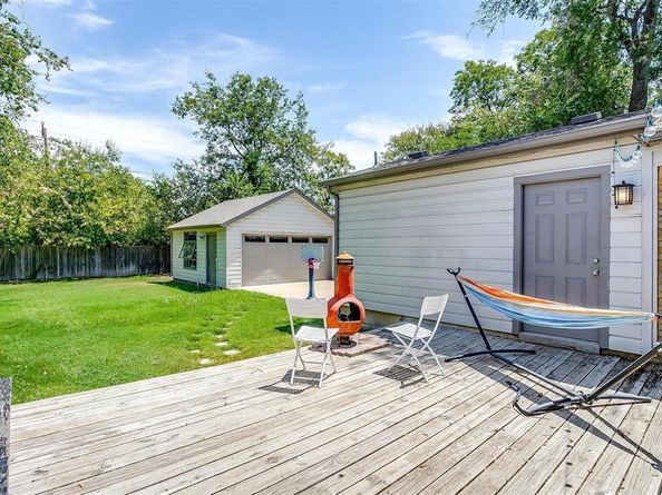 2925  5th Avenue , Fort Worth Texas 76110