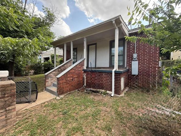 1715  Navaro Street , Dallas Texas 75208