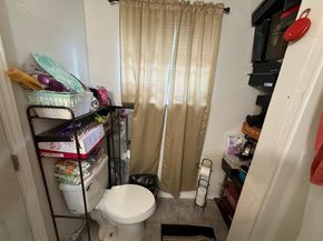 1715  Navaro Street , Dallas Texas 75208