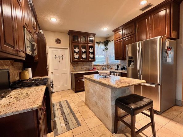 2000  Homestead Drive , Mesquite Texas 75181