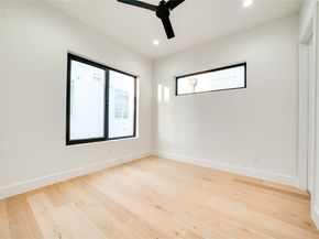 4209  Munger Avenue , Dallas Texas 75204