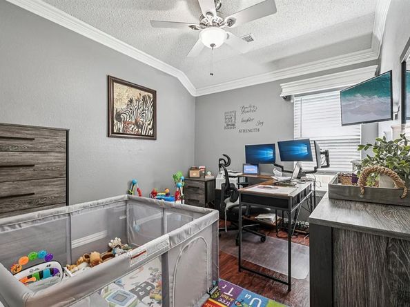 10101  Leatherwood Drive , Fort Worth Texas 76108