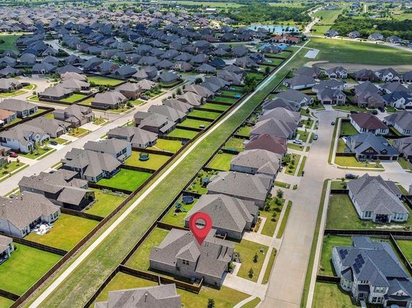 2033  Corleone Drive , McLendon Chisholm Texas 75032