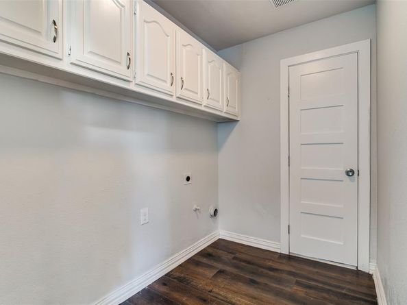 3434  Hightrail Lane , Garland Texas 75043