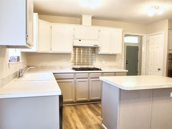 7625  Bryce Canyon Drive W, Fort Worth Texas 76137