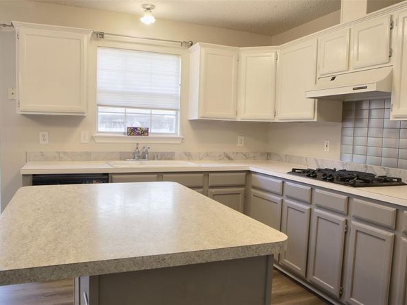 7625  Bryce Canyon Drive W, Fort Worth Texas 76137