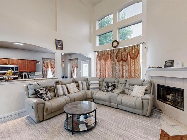 7928  Vista Hill Lane , Dallas Texas 75249