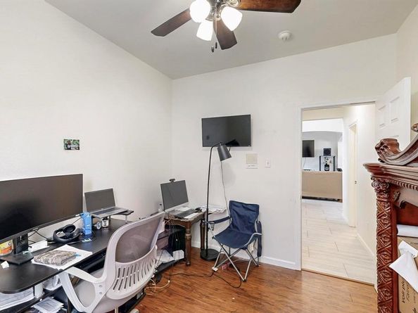 7928  Vista Hill Lane , Dallas Texas 75249