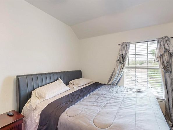 7928  Vista Hill Lane , Dallas Texas 75249