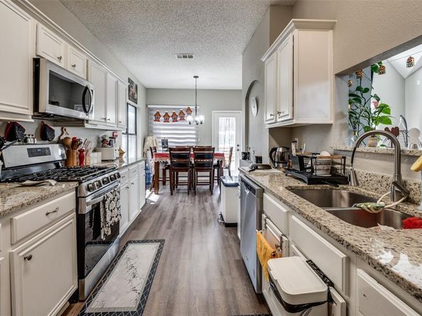 2322  Wilmette Drive , Arlington Texas 76018