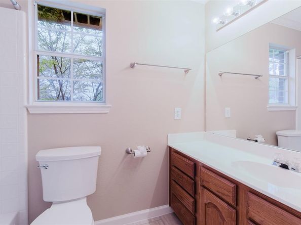 101  Glasgow Court , Highland Village Texas 75077