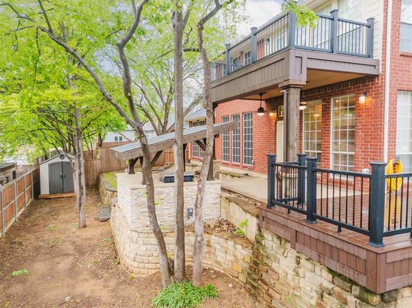 101  Glasgow Court , Highland Village Texas 75077
