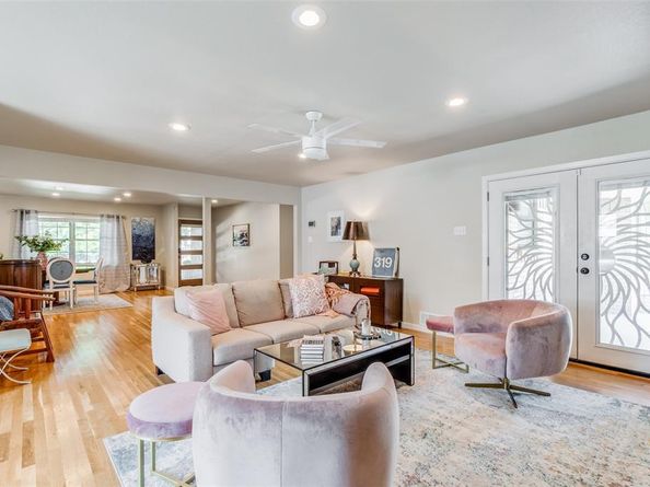 6124 N Jim Miller Road , Dallas Texas 75228