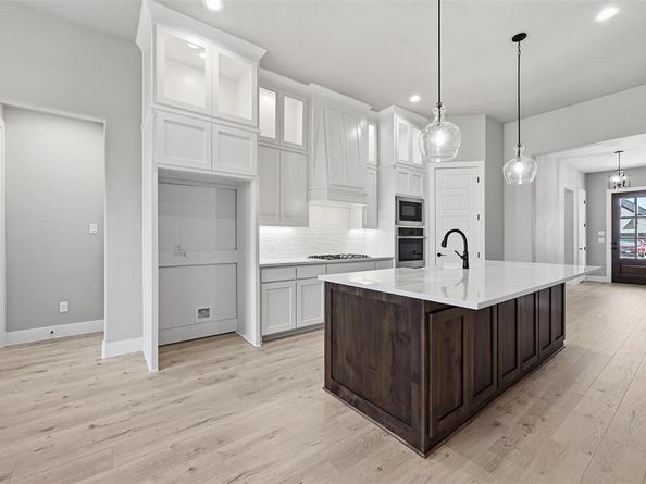 610  Golden Crest  , Haslet Texas 76052