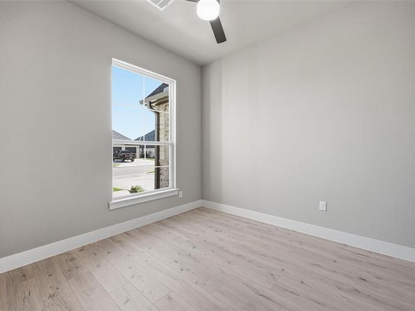 610  Golden Crest  , Haslet Texas 76052