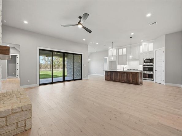 610  Golden Crest  , Haslet Texas 76052