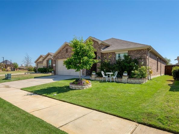 4512  Hiddenite Road , Little Elm Texas 76227