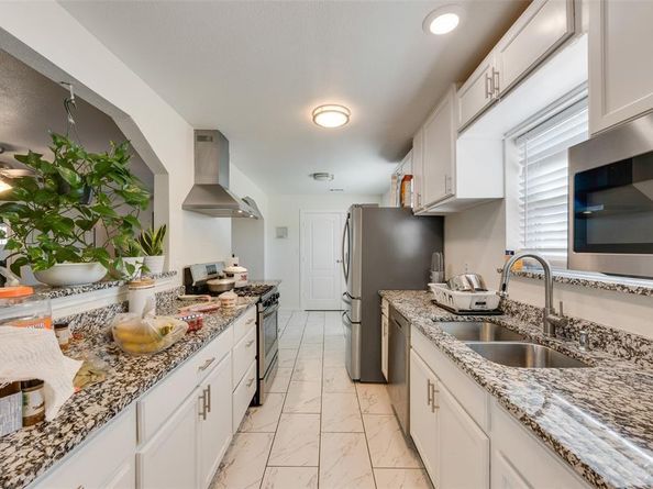 3530  Grande Bulevar  , Irving Texas 75062