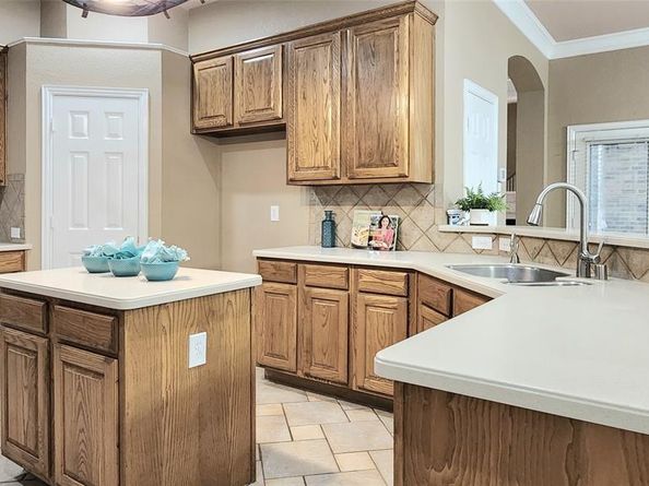 4406  Bay Valley Drive , Garland Texas 75043