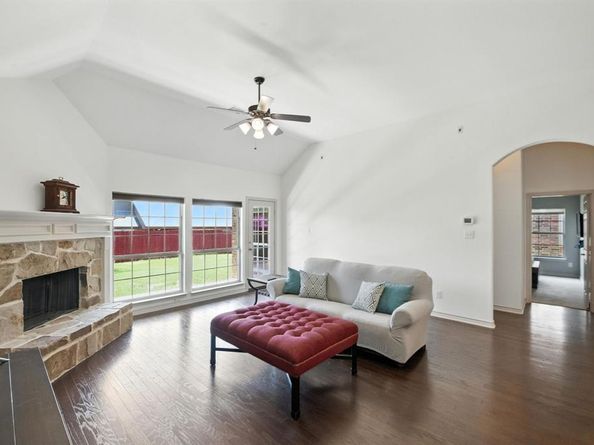5729  Diamond Valley Drive , Fort Worth Texas 76179