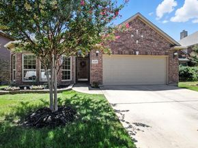 5729  Diamond Valley Drive , Fort Worth Texas 76179