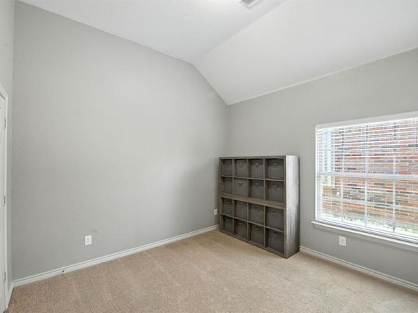 5729  Diamond Valley Drive , Fort Worth Texas 76179