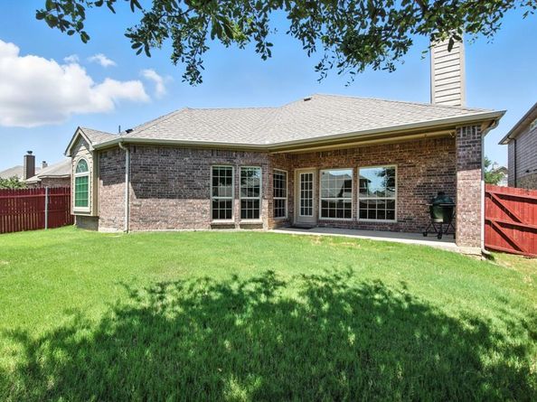 5729  Diamond Valley Drive , Fort Worth Texas 76179