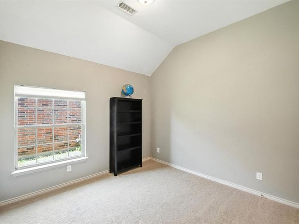5729  Diamond Valley Drive , Fort Worth Texas 76179