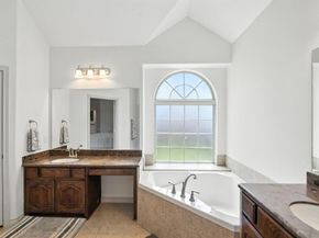 5729  Diamond Valley Drive , Fort Worth Texas 76179