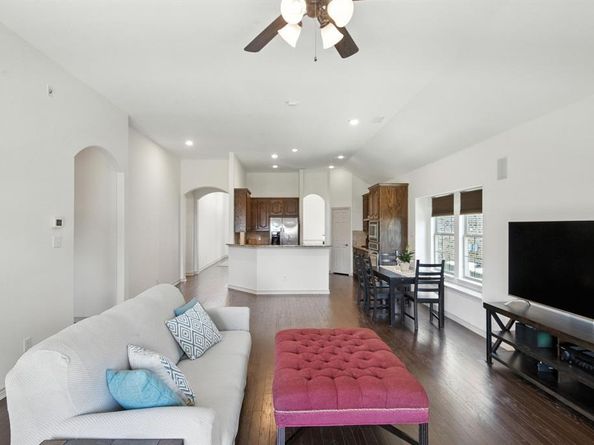 5729  Diamond Valley Drive , Fort Worth Texas 76179