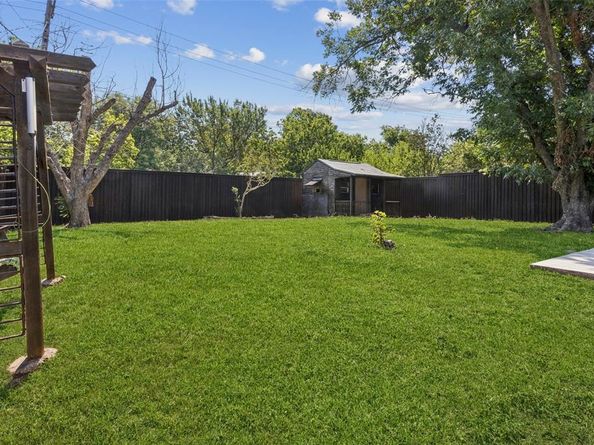 3214  Cheyenne Street , Irving Texas 75062