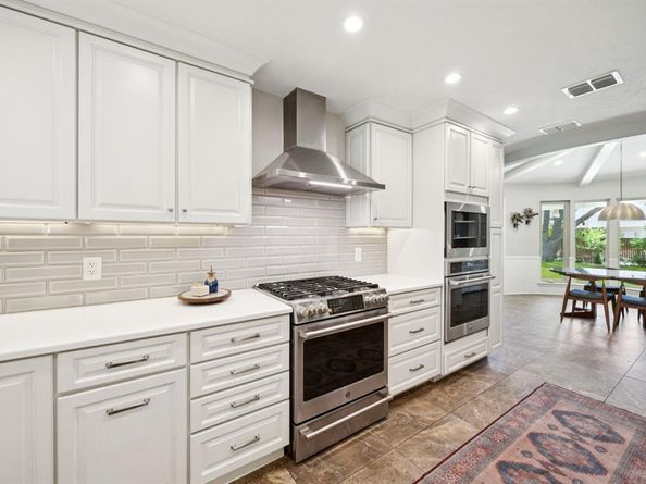 7928  Fallmeadow Lane , Dallas Texas 75248