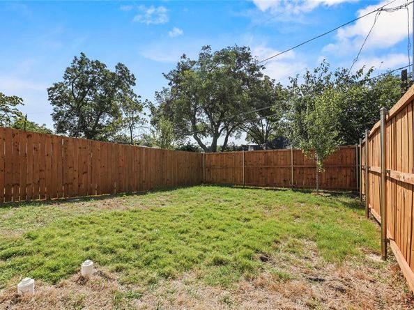 850 W Canty Street , Dallas Texas 75208
