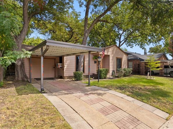 1703  Brandon Street , Dallas Texas 75208