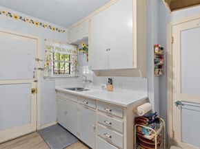 1703  Brandon Street , Dallas Texas 75208