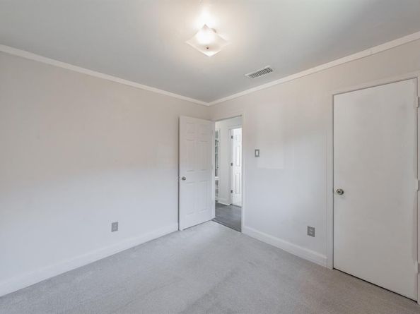 509  Benedict Lane , Arlington Texas 76002