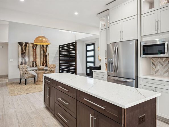 518  Lake Vista N, Highland Village Texas 75077