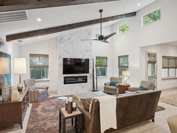 518  Lake Vista N, Highland Village Texas 75077