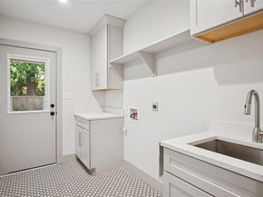 518  Lake Vista N, Highland Village Texas 75077